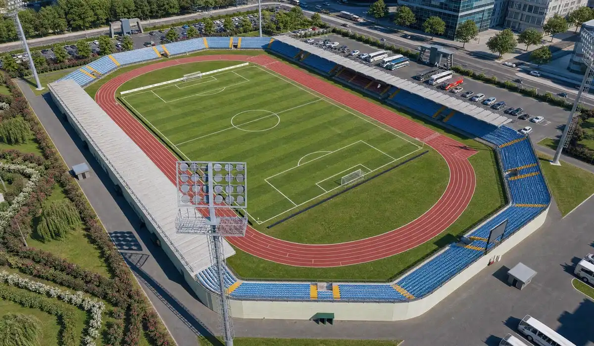 5000 kişilik stadyum yapımı