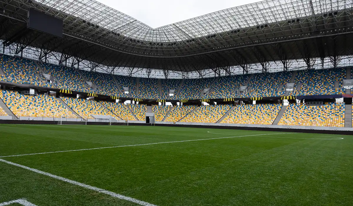 sabit tribünler